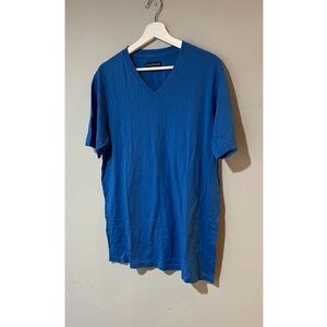 GoodLife Men’s V Neck Tee.